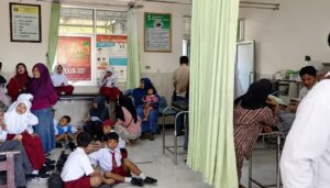 Petaka Berulang Makan Bergizi Gratis di Blora: Susu Berujung Petaka, Puluhan Siswa SDN Sendangrejo Tumbang